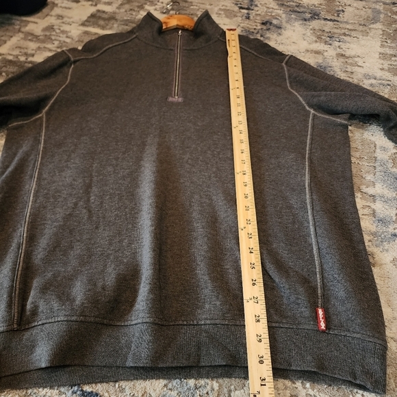 Tommy Bahama men's grey 1/4 zip sweater. - Picture 10 of 16